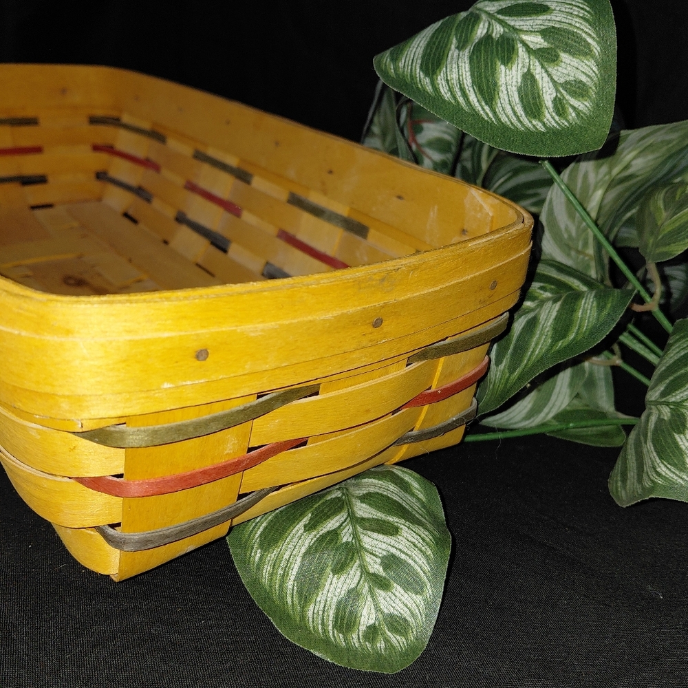 Vintage 1997 Longaberger Bread Basket - Picture 5 of 5
